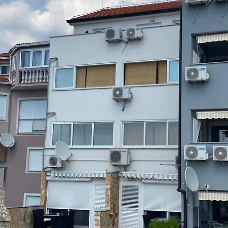 Michael & Petra , Omisalj, Insel Krk, Kroatien Apartman Omisalj