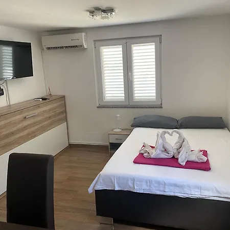 Michael & Petra , Omisalj, Insel Krk, Kroatien Apartament Omišalj