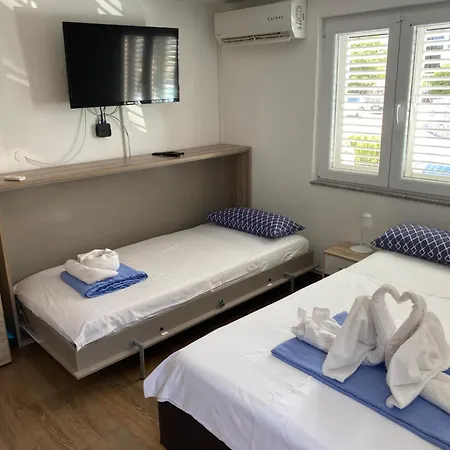 Apartament Michael & Petra , Omisalj, Insel Krk, Kroatien Omišalj