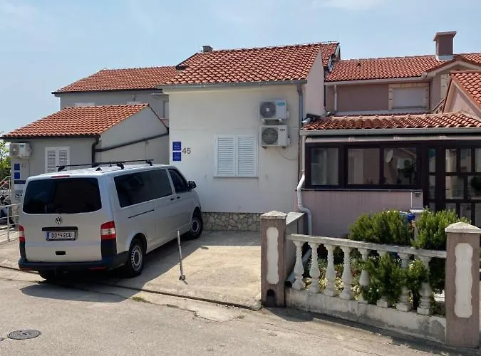 Michael & Petra , Omisalj, Insel Krk, Kroatien Apartament *